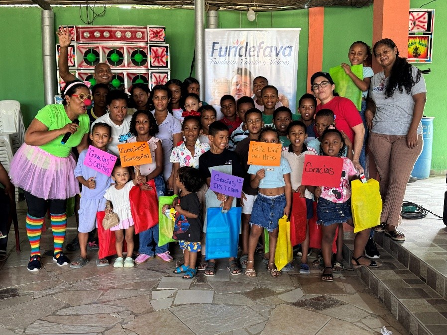 FUNDEFAVA comparte sonrisas y esperanza con niños de Santa Rosa de Lima y el barrio Olaya
